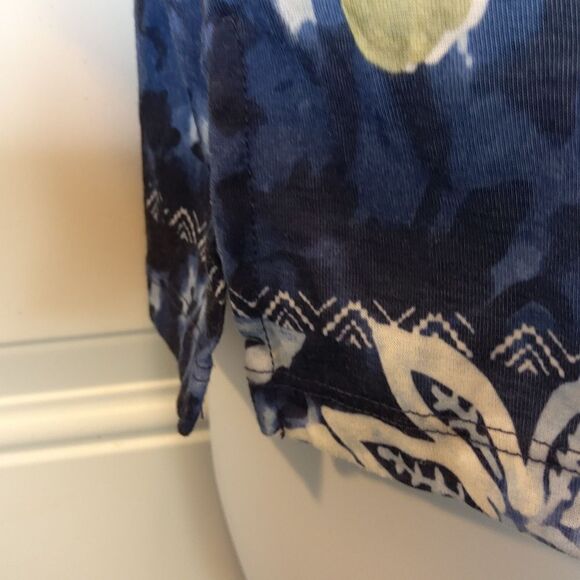 Alfred Dunner printed 3/4 lace sleeve studded blouse - Picture 11 of 14